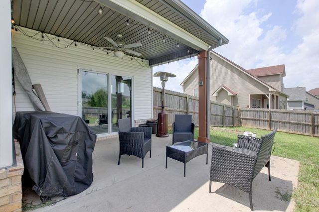 313 Piedmont Pl, Clarksville, TN 37043