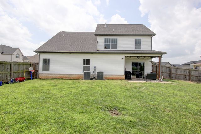 313 Piedmont Pl, Clarksville, TN 37043