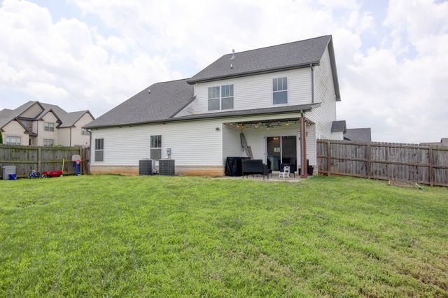313 Piedmont Pl, Clarksville, TN 37043