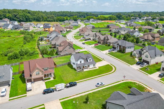 313 Piedmont Pl, Clarksville, TN 37043