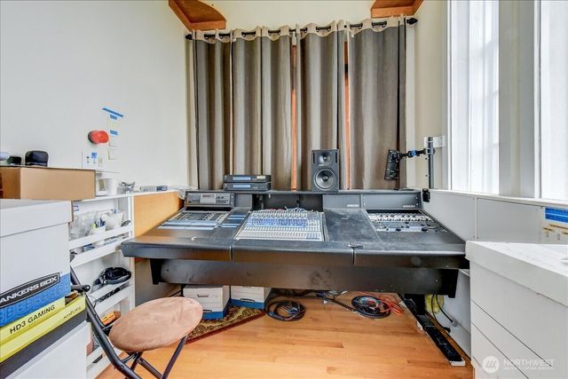 1313 Washington Street, Sumner, WA 98390