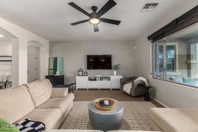 590 E RAVEN Court, Gilbert, AZ 85297