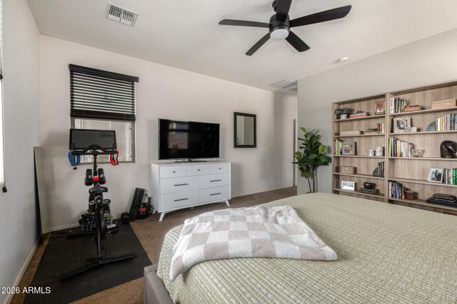 590 E RAVEN Court, Gilbert, AZ 85297