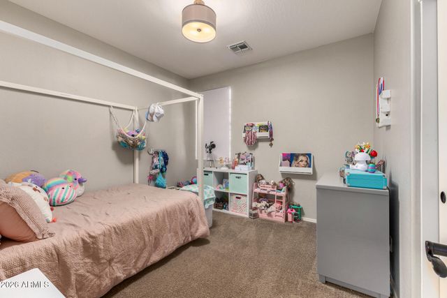 590 E RAVEN Court, Gilbert, AZ 85297