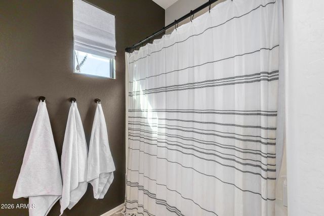 590 E RAVEN Court, Gilbert, AZ 85297