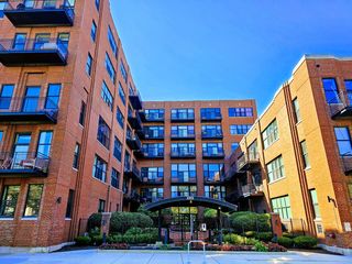 2323 W Pershing Road 616, Chicago, IL 60609