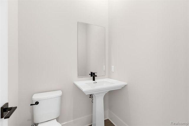 264 Samara Court, Ann Arbor, MI 48105