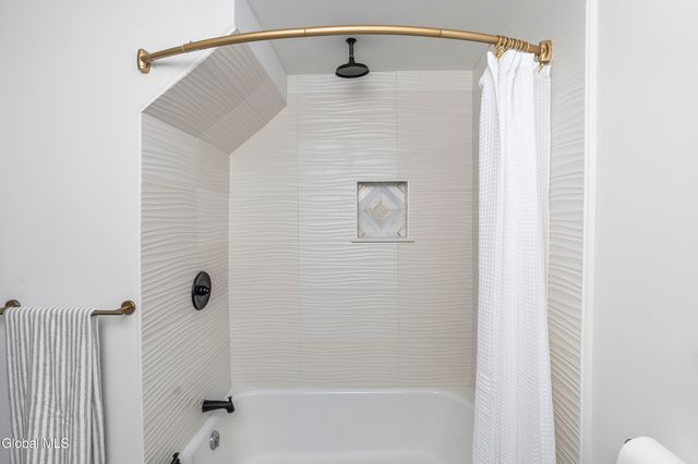 9 Michigan Avenue, Rensselaer, NY 12144