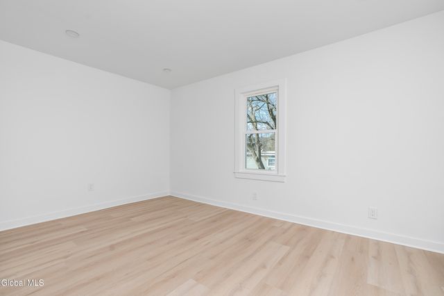 9 Michigan Avenue, Rensselaer, NY 12144