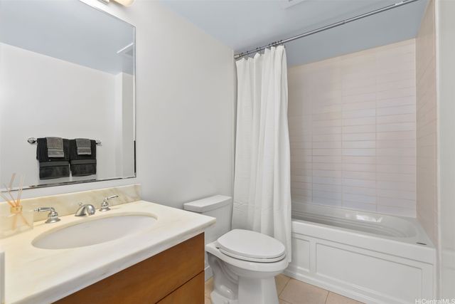 1009 Kapiolani Boulevard 3708, Honolulu, HI 96814