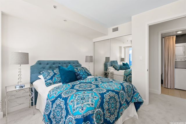 1009 Kapiolani Boulevard 3708, Honolulu, HI 96814