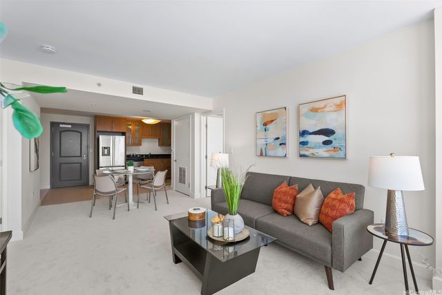 1009 Kapiolani Boulevard 3708, Honolulu, HI 96814