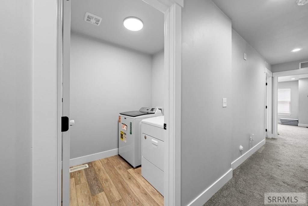 Image 29 of property listing at 2882 Sunburst Drive, Ammon, ID 83406