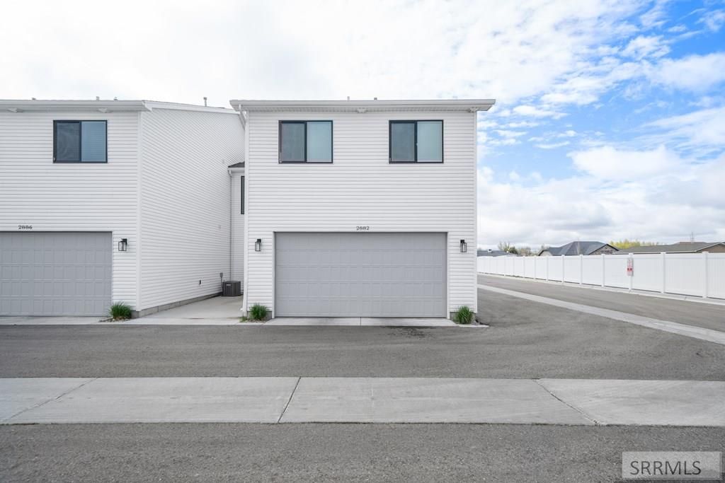 Image 32 of property listing at 2882 Sunburst Drive, Ammon, ID 83406