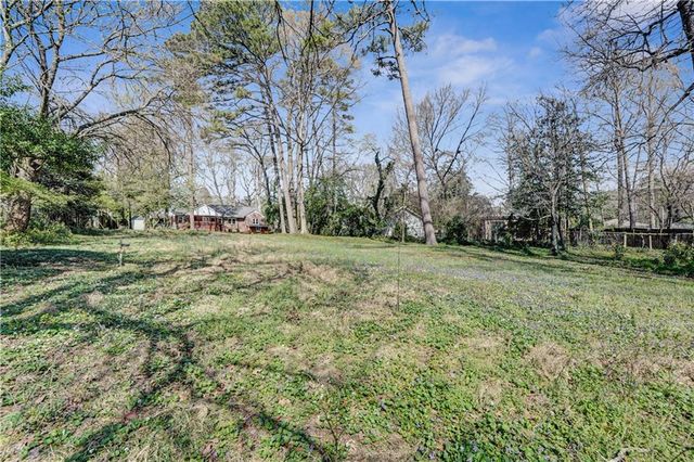 2155 Ponce De Leon Avenue NE, Atlanta, GA 30307