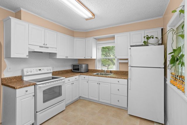 810 N 16th St, Nashville, TN 37206