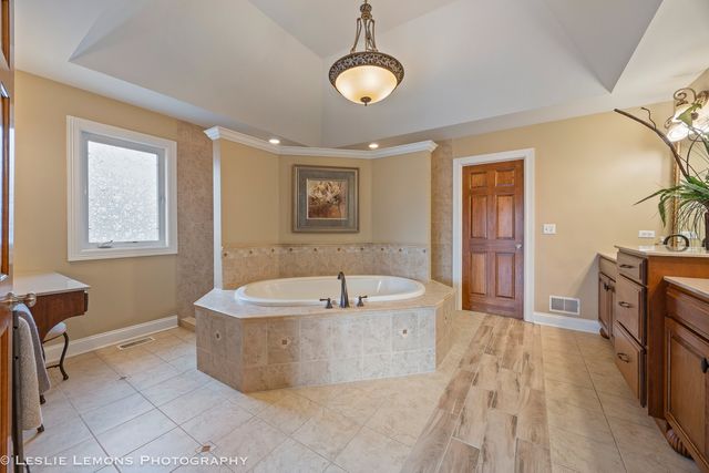 4012 Champion Road, Naperville, IL 60564