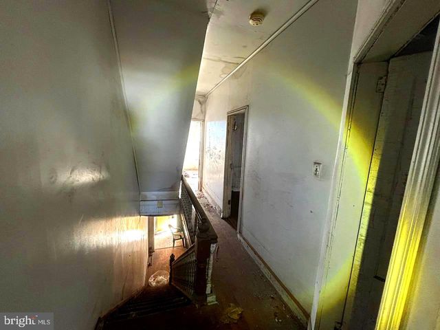 1158 E STATE ST, Trenton, NJ 08609