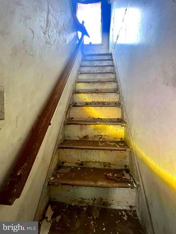 1158 E STATE ST, Trenton, NJ 08609