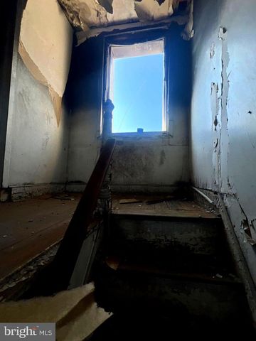 1158 E STATE ST, Trenton, NJ 08609