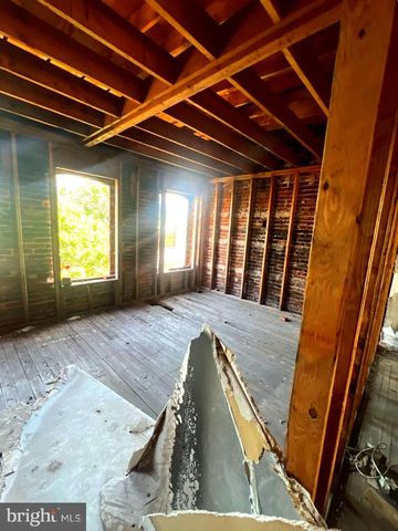 1158 E STATE ST, Trenton, NJ 08609