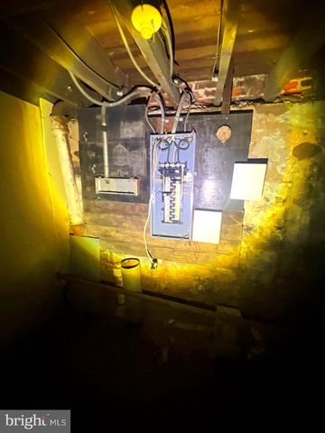 1158 E STATE ST, Trenton, NJ 08609