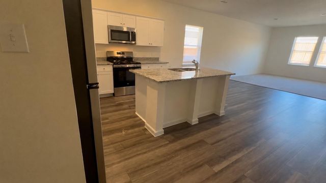 1874 Purtis Creek Drive, Forney, TX 75126