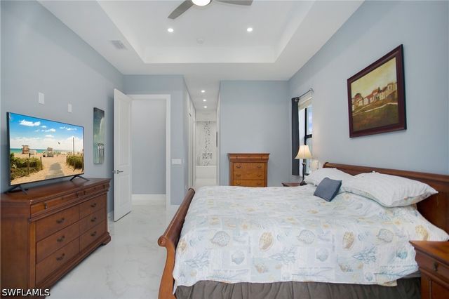 610 25th AVE NW, Naples, FL 34120
