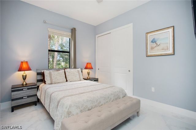 610 25th AVE NW, Naples, FL 34120