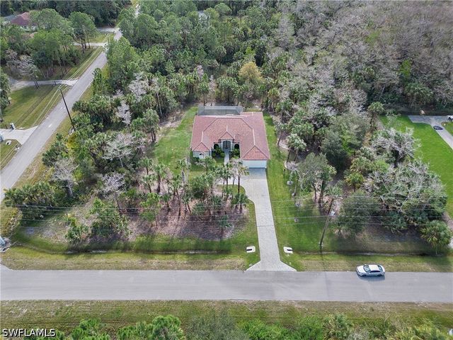 610 25th AVE NW, Naples, FL 34120