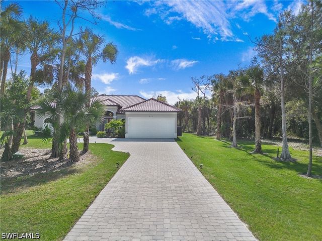 610 25th AVE NW, Naples, FL 34120