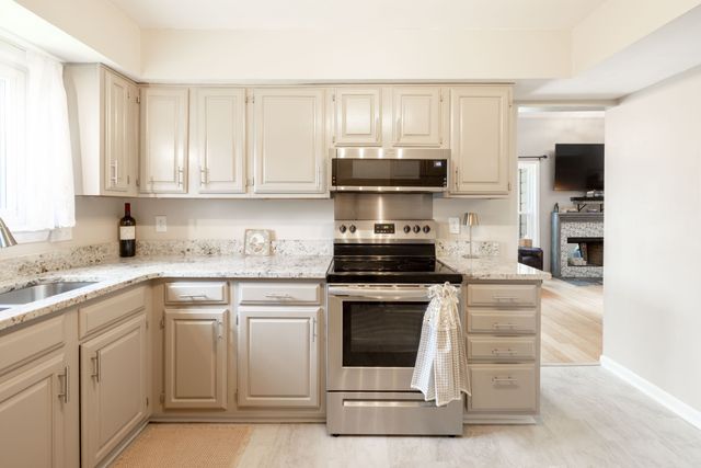 4430 S Trace Blvd, Old Hickory, TN 37138