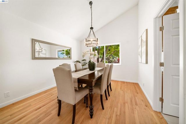3136 Cranwood Ct, Pleasanton, CA 94588