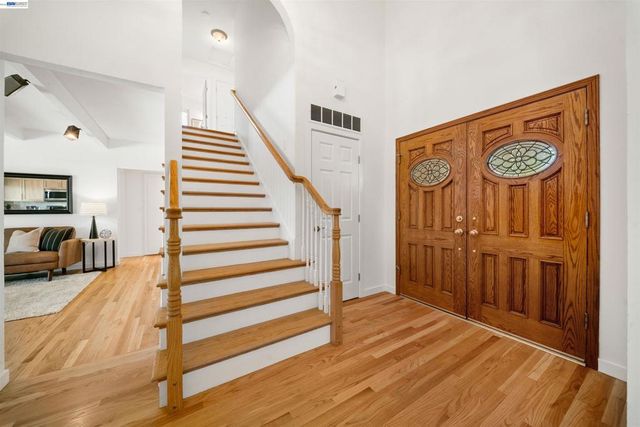 3136 Cranwood Ct, Pleasanton, CA 94588