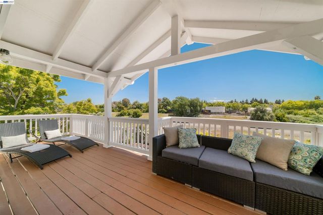 3136 Cranwood Ct, Pleasanton, CA 94588