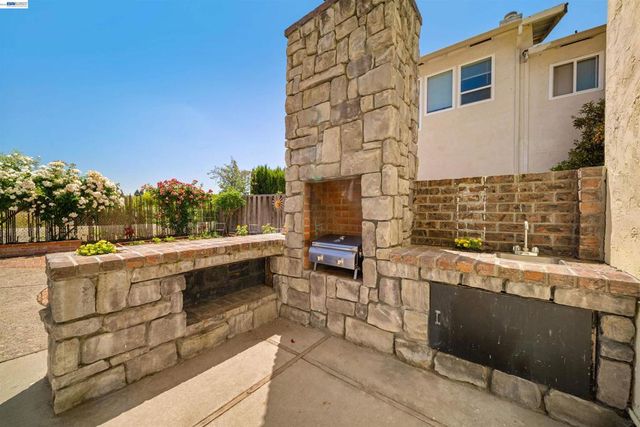 3136 Cranwood Ct, Pleasanton, CA 94588