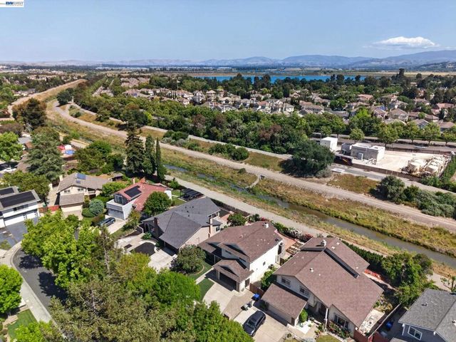 3136 Cranwood Ct, Pleasanton, CA 94588