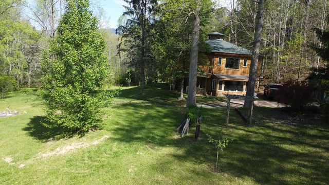 8158 Beaver Dam Road, Murphy, NC 28906
