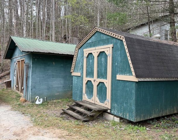 8158 Beaver Dam Road, Murphy, NC 28906