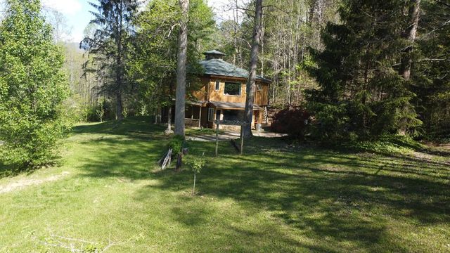8158 Beaver Dam Road, Murphy, NC 28906