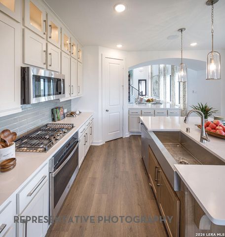 670 Broomsedge Street, New Braunfels, TX 78130