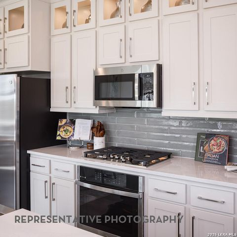 670 Broomsedge Street, New Braunfels, TX 78130