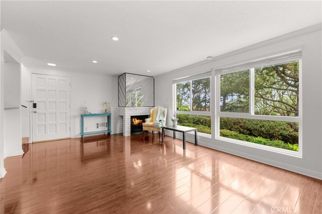 1 Cresta Verde Drive, Rolling Hills Estates, CA 90274