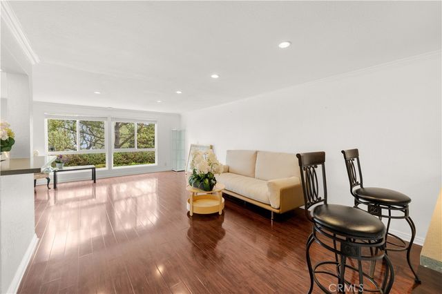 1 Cresta Verde Drive, Rolling Hills Estates, CA 90274