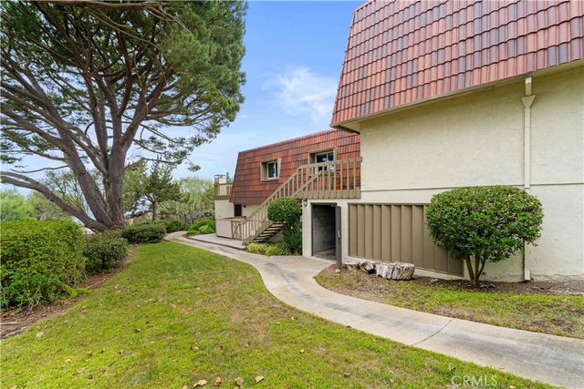 1 Cresta Verde Drive, Rolling Hills Estates, CA 90274