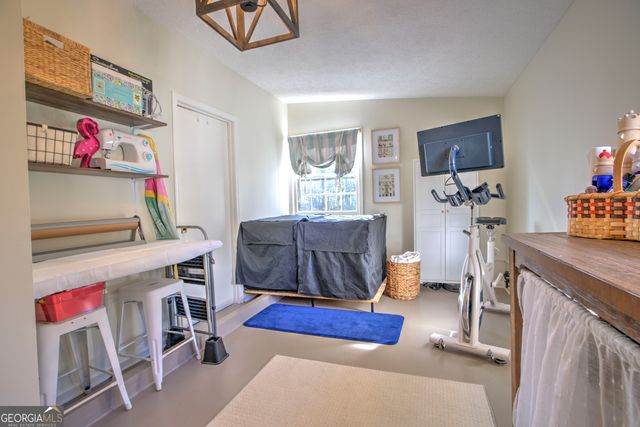 214 Saddle Mountain Road, Rome, GA 30161