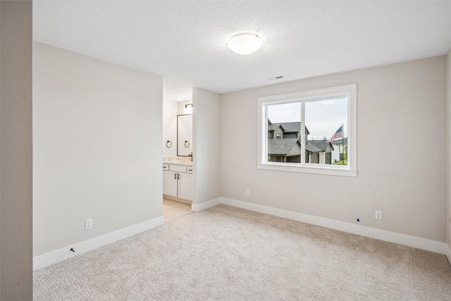 14311 Catalpa Drive, Urbandale, IA 50323