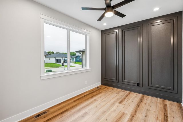 14311 Catalpa Drive, Urbandale, IA 50323