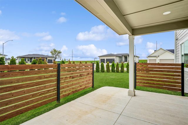 14311 Catalpa Drive, Urbandale, IA 50323
