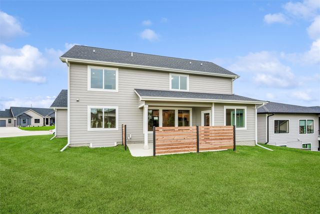 14311 Catalpa Drive, Urbandale, IA 50323